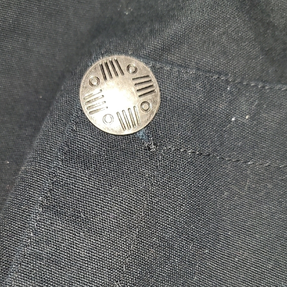 Scully Black Dress Shirt Classic Design - Picture 4 of 10